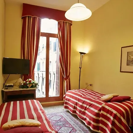 Apartment San Luca Splendid Suites With Canal View *