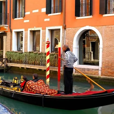 San Luca Splendid Suites With Canal View * Venice